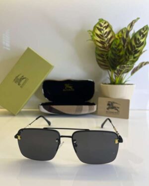 Burberry Sunglass